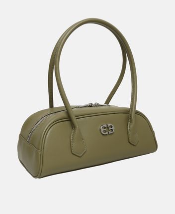 Leather shoulder bag