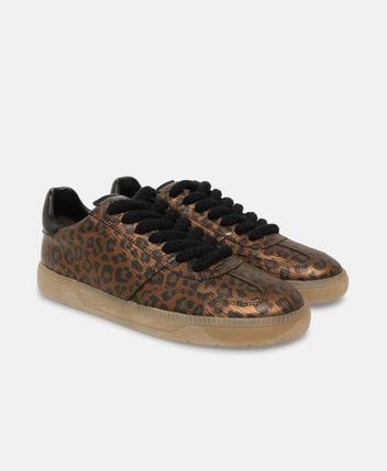 Sneakers Pop