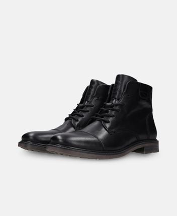 Lace-up ankle boot