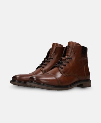 Lace-up ankle boot