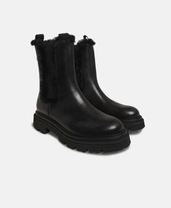 Winter ankle boots
