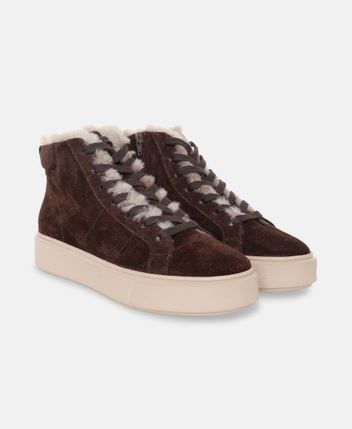 Sneakers Riga