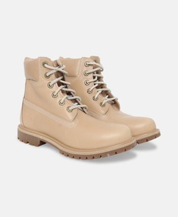 Lace-up ankle boot