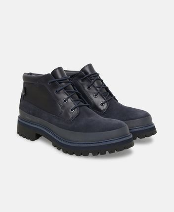Lace-up ankle boot