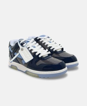 Chunky sneakers
