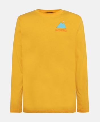 Long-sleeved top