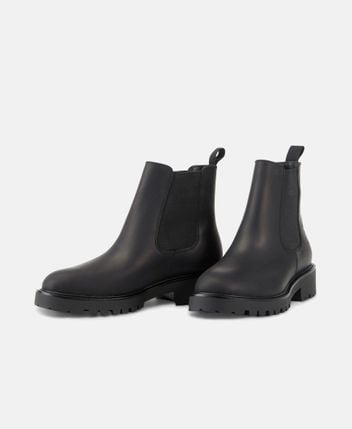 Chelsea boots Kenova