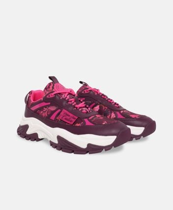 Chunky sneakers