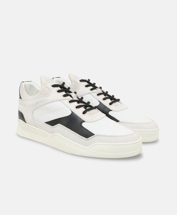 Sneakers Ghost
