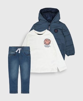 Sweat jacket, T-shirt and jeans set