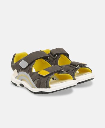 Sandals Fang
