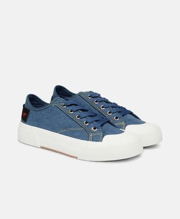 Platform sneakers