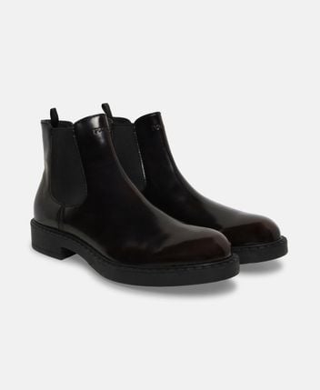Chelsea boots