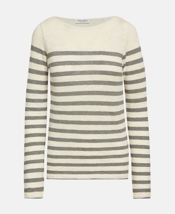 Long-sleeved top