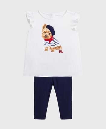T-shirt and trousers set