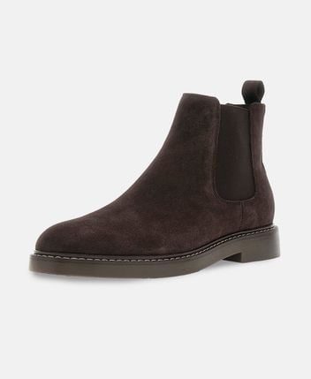 Chelsea boots