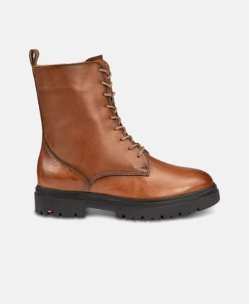 Lace-up ankle boot Umi St