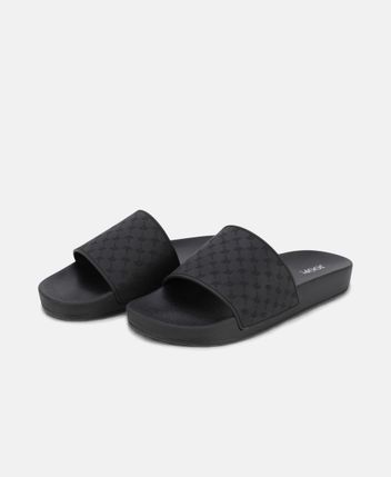 Pool shoes