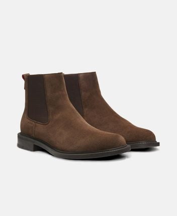 Chelsea boots