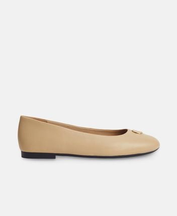 Ballet flats