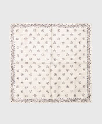 Silk pocket square