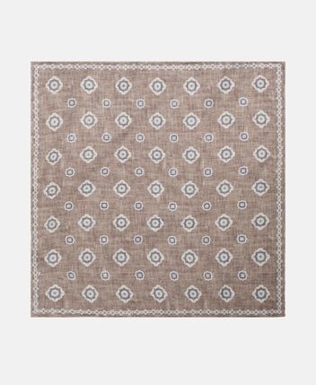 Silk pocket square
