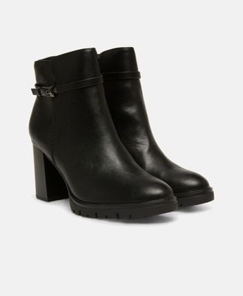 Ankle boots Carila