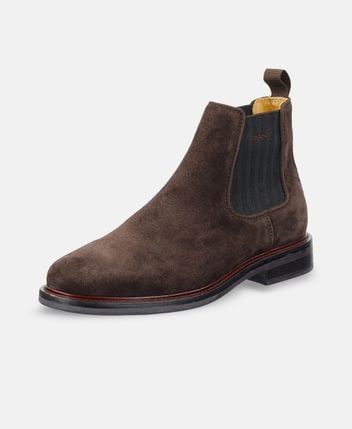 Chelsea boots