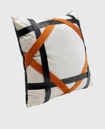 Cushion, filled 45 x 45 cm