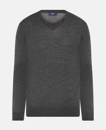 Wool pullover