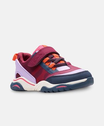 Sneakers Feather Track