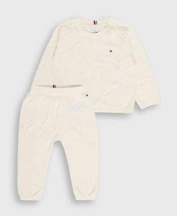 Pullover and trouser set