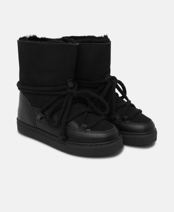 Lace-up boots