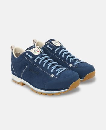 Trekking shoes
