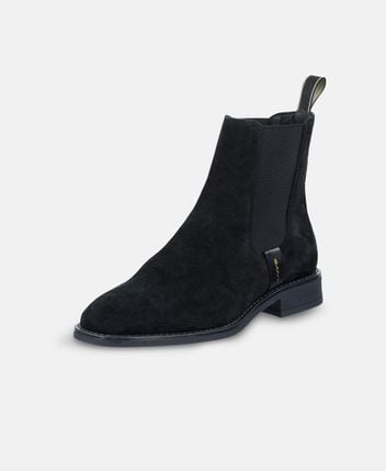 Chelsea boots