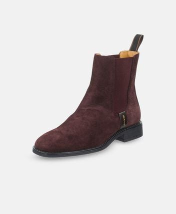 Chelsea boots