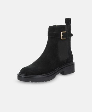 Chelsea boots