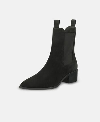 Chelsea boots