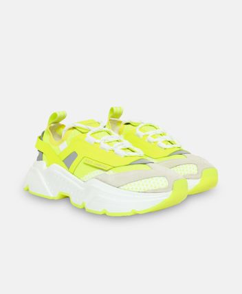 Chunky sneakers