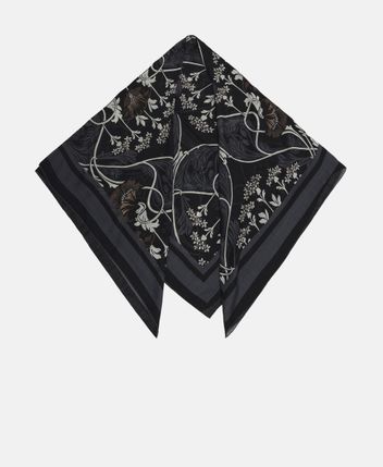 Wool-blend scarf
