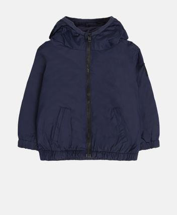 Wind breaker