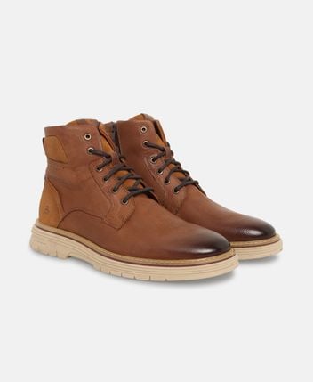 Lace-up ankle boot