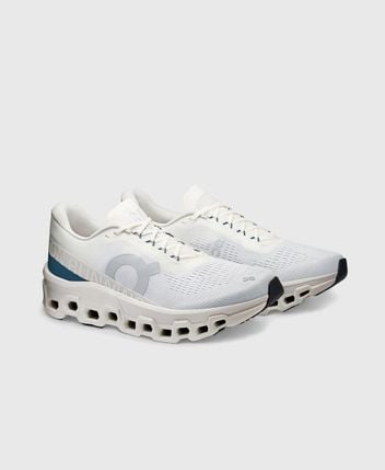 Running shoes Cloudmonster 2