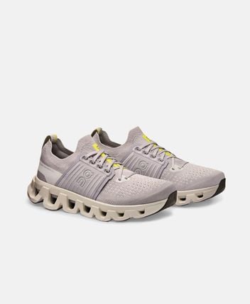 Running shoes Cloudswift