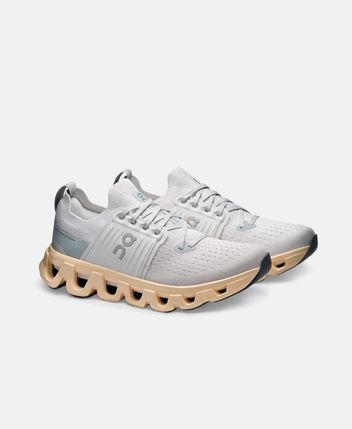 Running shoes Cloudswift 4