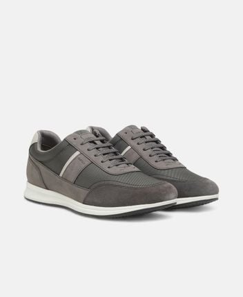 Sneakers U Avery B