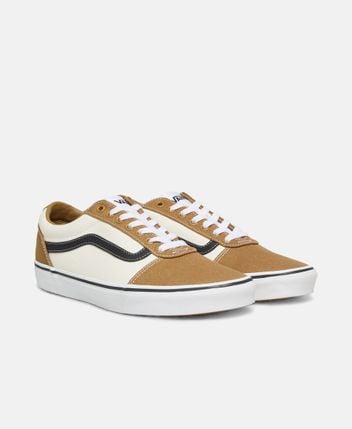 Sneakers Ward