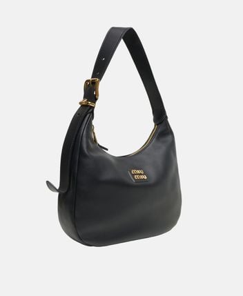 Leather shoulder bag