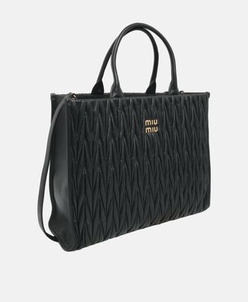 Leather tote bag