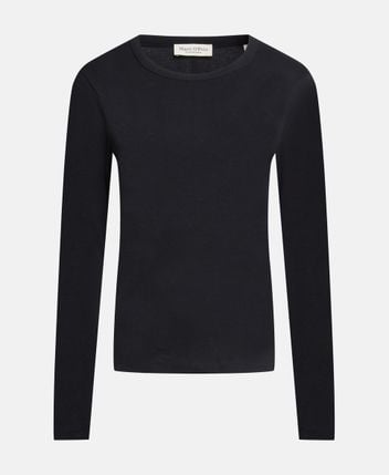 Long-sleeved top
